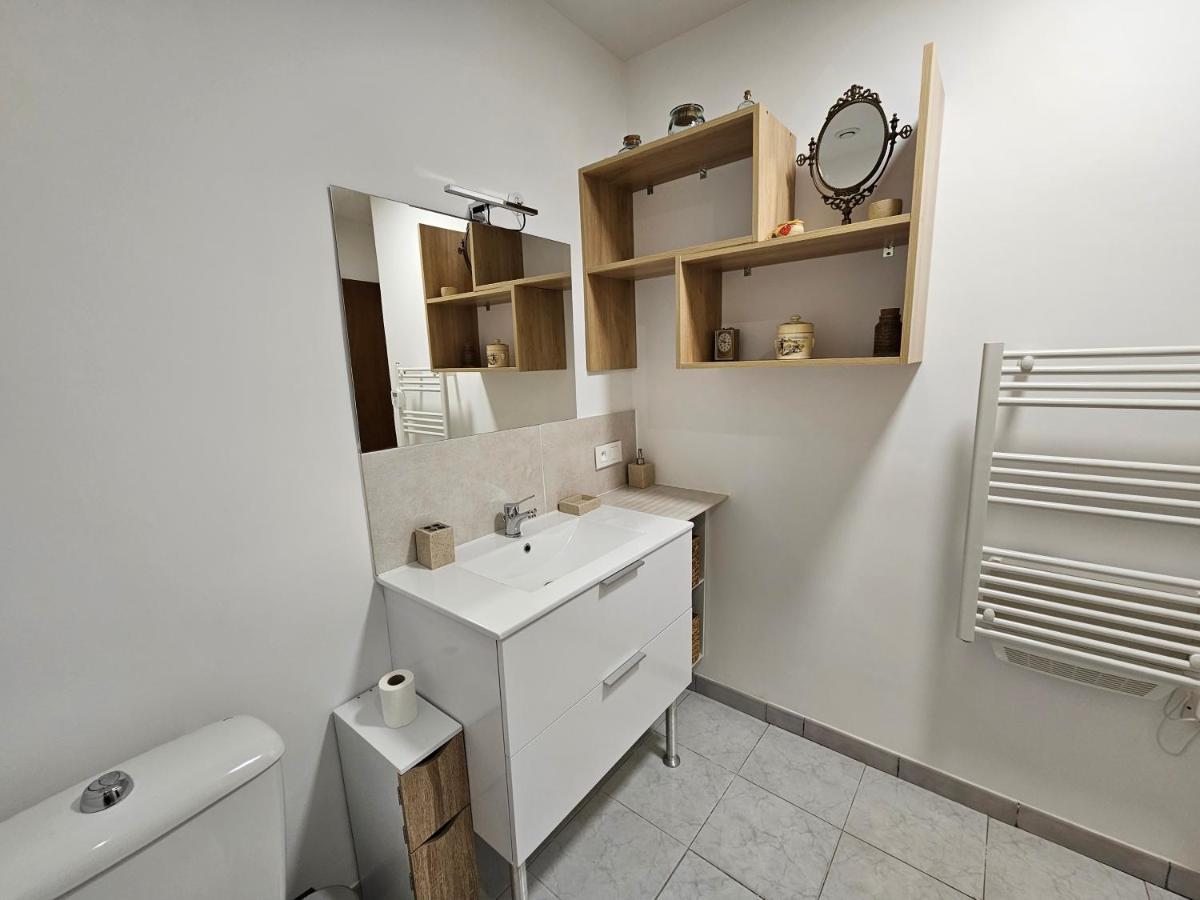 Apartamento Les Oliviers Ansouis Exterior foto