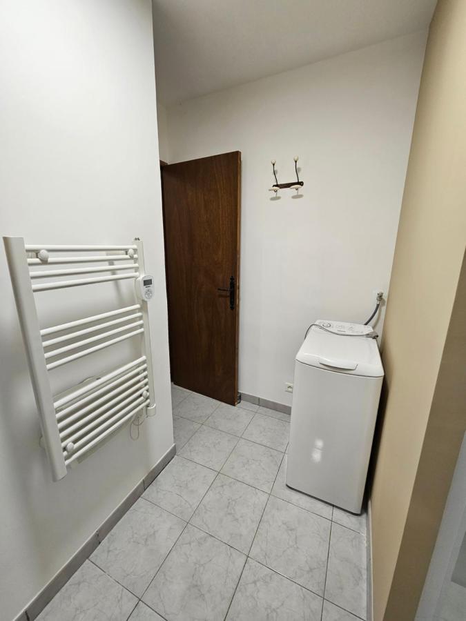 Apartamento Les Oliviers Ansouis Exterior foto