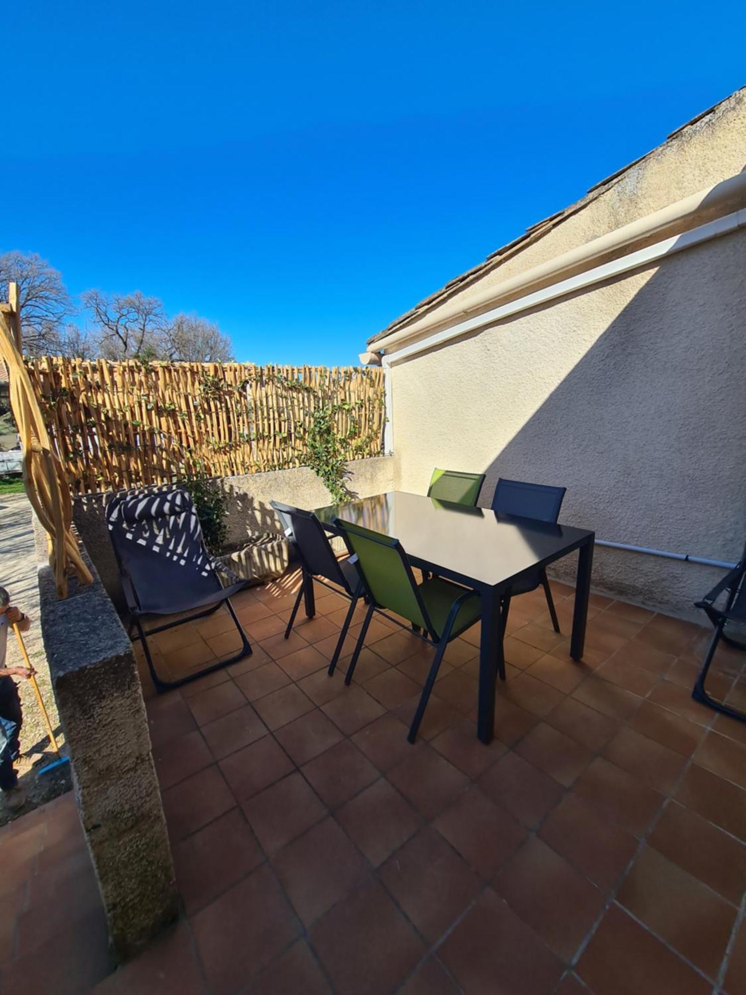 Apartamento Les Oliviers Ansouis Exterior foto